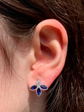 Load image into Gallery viewer, The Mariana Earrings